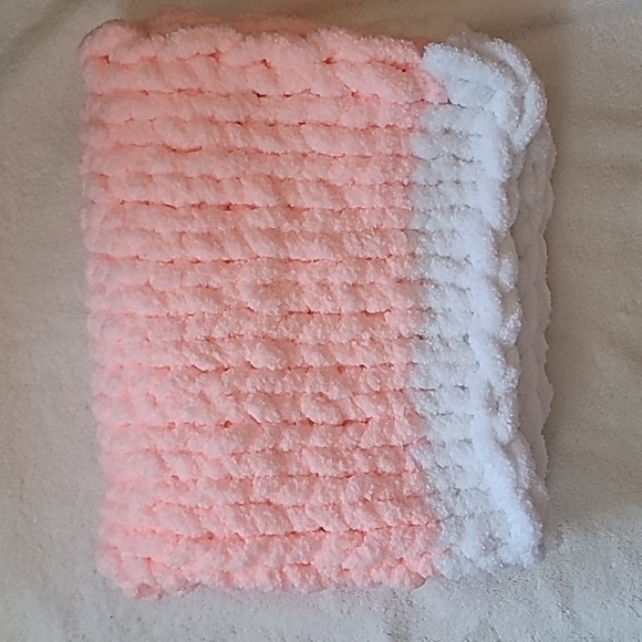 Hand Knitted Pink and White Baby Blanket - Picture 1 of 5